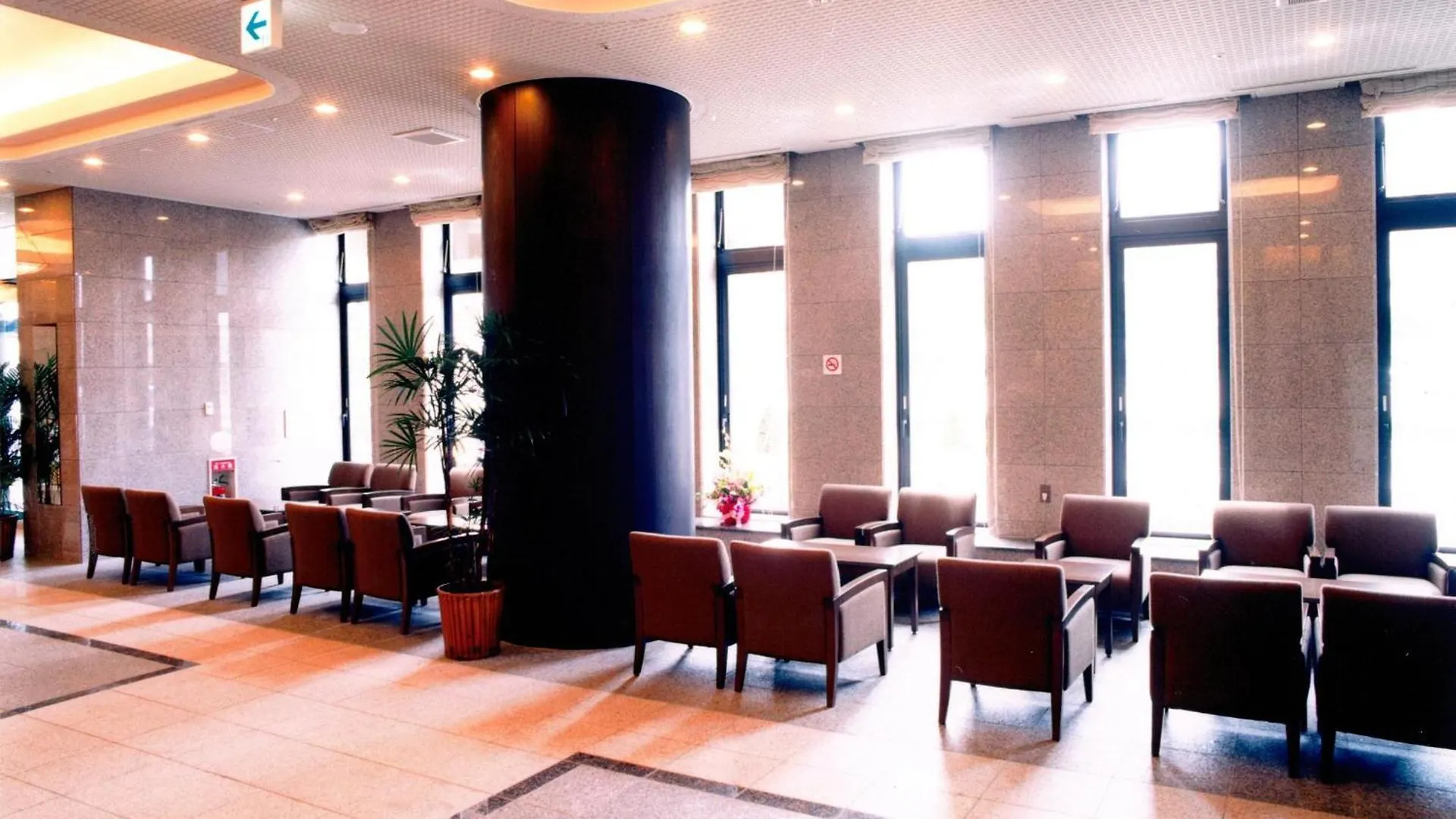 Route Inn Grantia Hakodate Ekimae 3*,  יפן