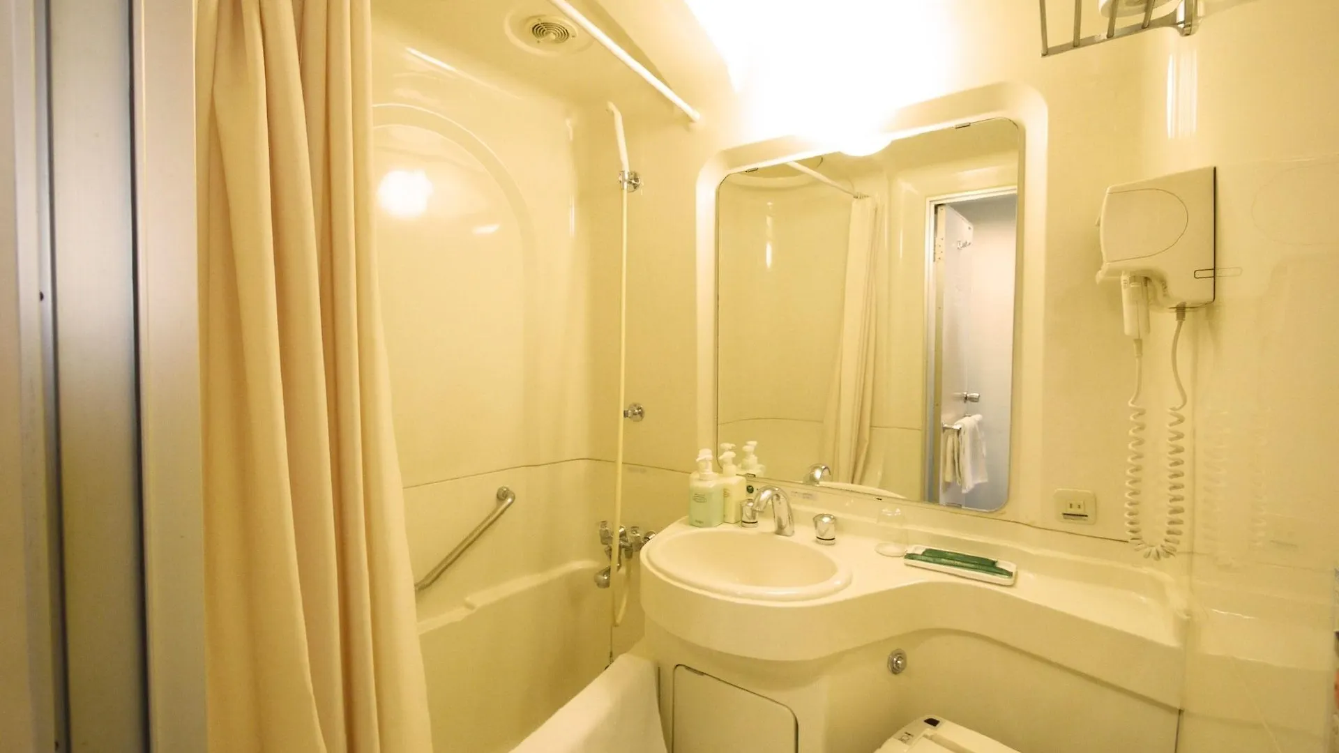 Route Inn Grantia Hakodate Ekimae Hotel